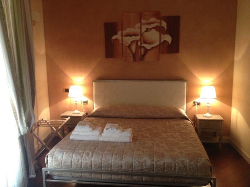 Made In Rome Luxury Affittacamere מראה חיצוני תמונה
