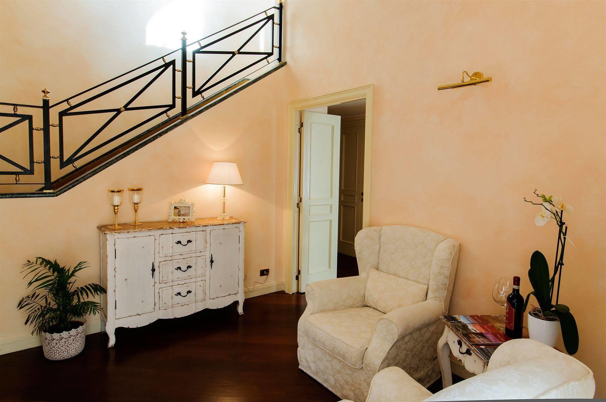 Made In Rome Luxury Affittacamere מראה חיצוני תמונה